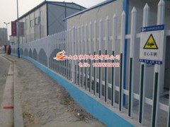 供应变压器围栏、铁艺围栏、小区围栏、塑钢围栏厂家直销图片