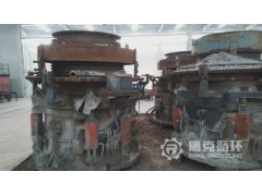 HP300多缸圆锥破碎机大修图片