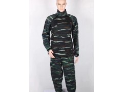 虎斑作战服，07虎斑迷彩作战服图片