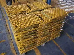 河北北京天津铸铁铸钢减速带制作安装厂家多少钱一米图片