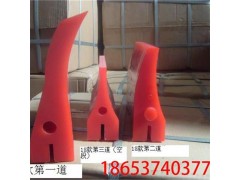 输送皮带机滚刷清扫器  橡胶传送带电动毛刷清扫器