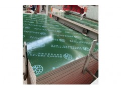如何避免建筑覆膜板变形图片