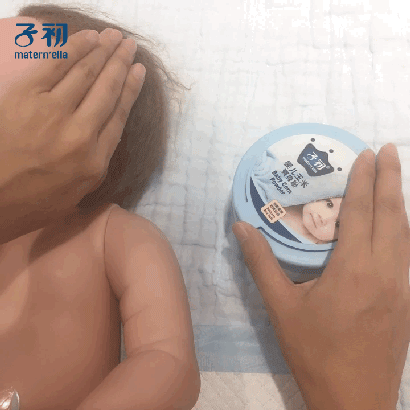 如何给13个月的宝宝洗澡（新手爸妈看过来）(15)